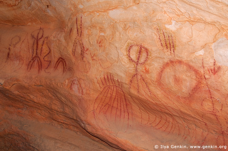 australia stock photography | Aboriginal Paintings at Yourambulla Caves, Hawker, Flinders Ranges, South Australia (SA), Australia, Image ID AU-YOURAMBULLA-CAVES-0004