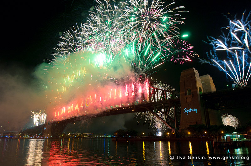 australia stock photography | New Year Eve 2012 Midnight Fireworks Display, Sydney, New South Wales (NSW), Australia, Image ID SYDNEY-NYE-FIREWORKS-0014