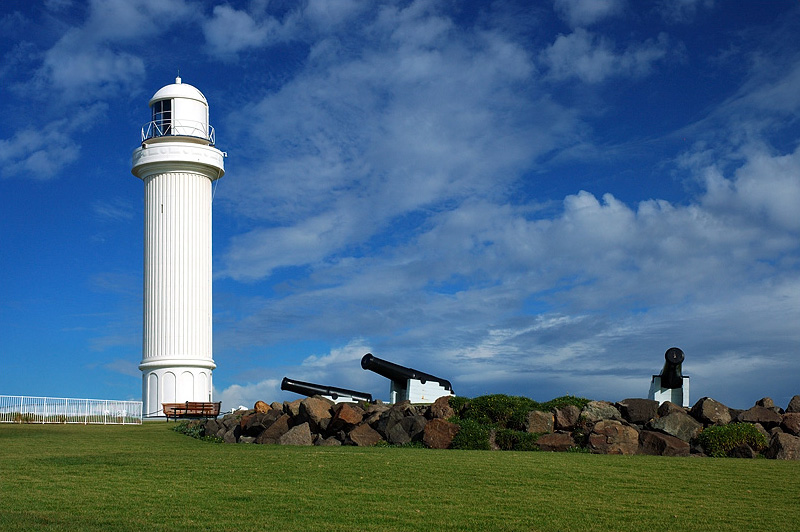 lighthouses stock photography | The Wollongong Head Lighthouse, The Lighthouse at Flagstaff Point, (Wollongong Head), Wollongong, NSW, Image ID AULH0004