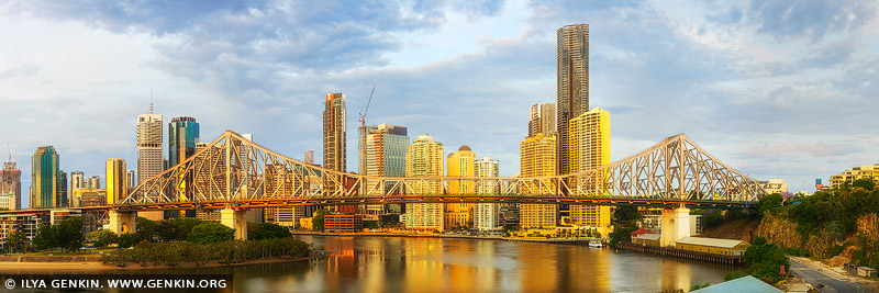 The Story Bridge and Brisbane at Sunrise, Brisbane, QLD, Australia