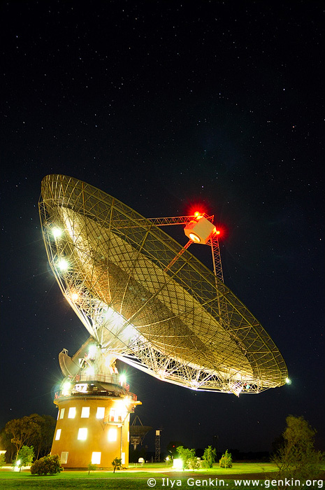 australia stock photography | Radio Antenna Dish at Night, Parkes, NSW, Australia, Image ID AU-PARKES-0004