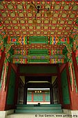 korea stock photography | One of the Entrances to Huijeondang Hall at Changdeokgung Palace in Seoul, South Korea, Jongno-gu, Seoul, South Korea, Image ID KR-SEOUL-CHANGDEOKGUNG-0010. 