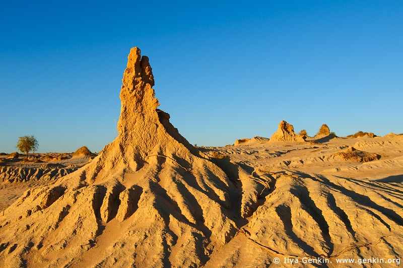 landscapes stock photography | The Walls of China (Lunette) at Sunset, Mungo National Park, NSW, Australia, Image ID AU-MUNGO-0004