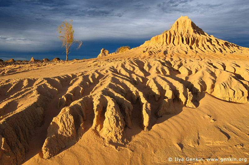 landscapes stock photography | The Walls of China at Sunset, Mungo National Park, NSW, Australia, Image ID AU-MUNGO-0025