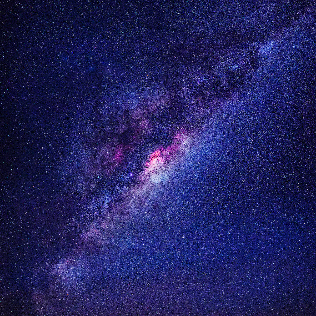 The Milky Way Galaxy in Southern Sky, Photographed on Sydney's Northern ...